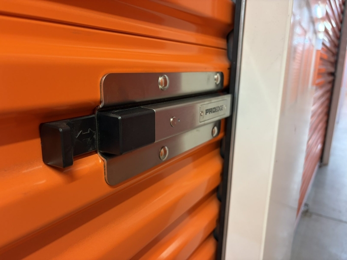 Storage unit door lock